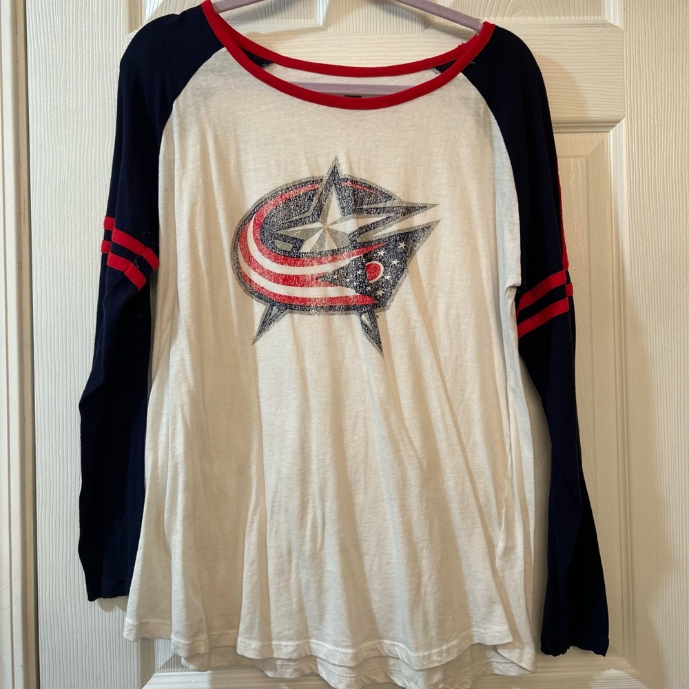 Columbus Blue Jackets shirt, size large